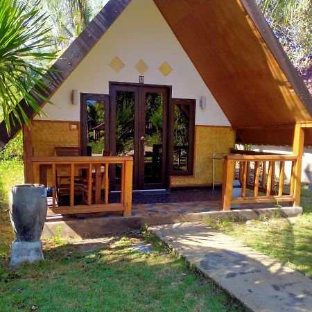 Tunai Cottages Гілі-Мено Екстер'єр фото